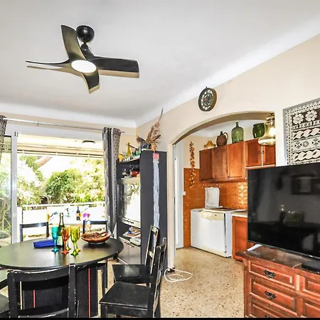 5 Bedroom Cozy In Marie La Pl
